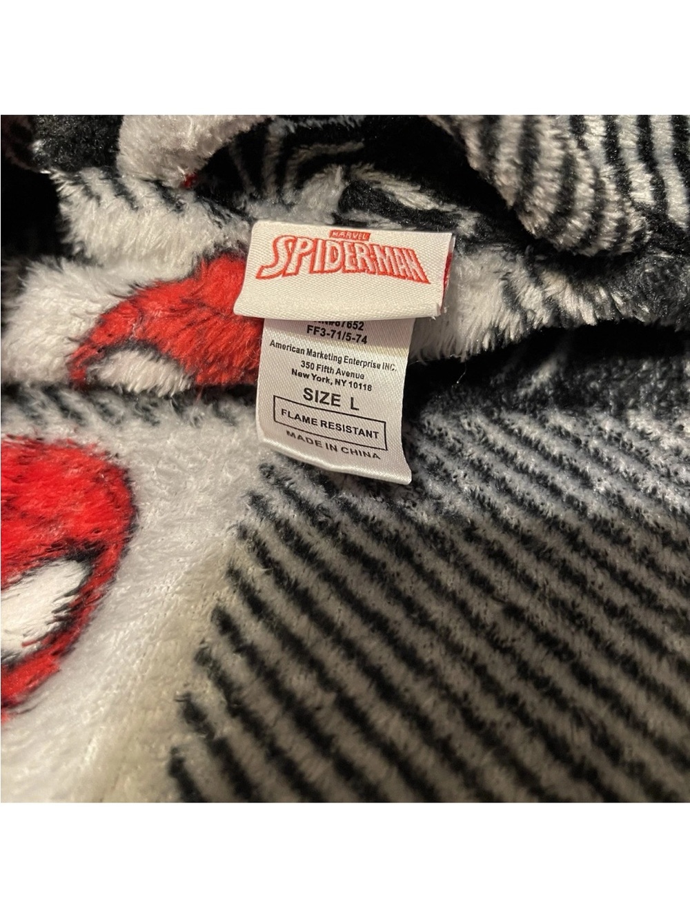 Youth Boys Spiderman Robe size Large - Picture 2 of 4